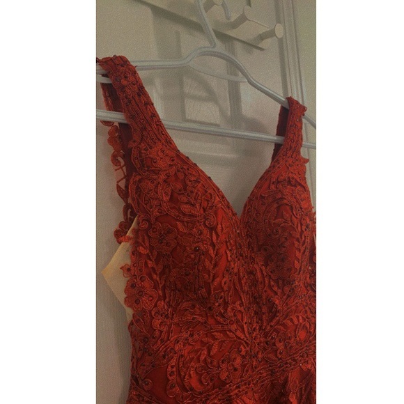 Aspeed Design Sleeveless Embroidered Satin Dress - Picture 2 of 5